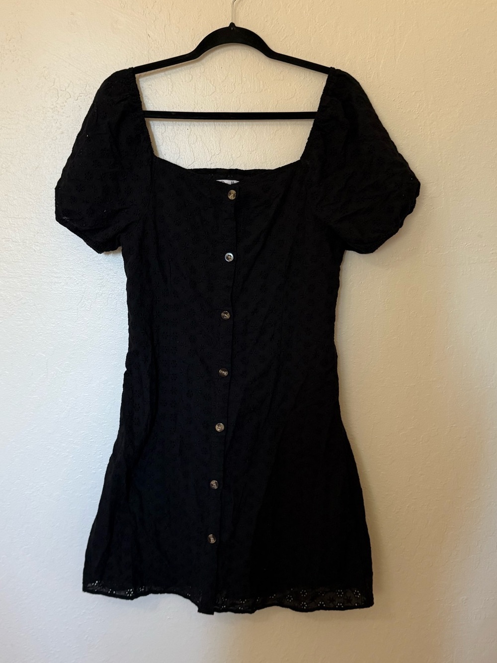 Misha Leisure Black Button-Front Puff eyelet Sleeve Dress size 10